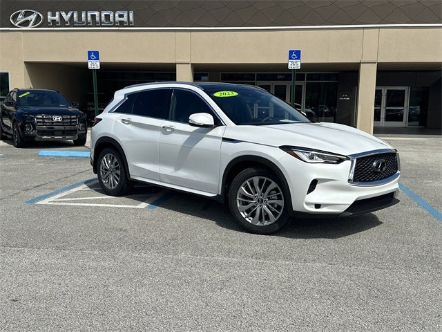 2023 INFINITI QX50 LUXE