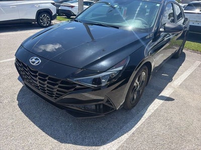 2022 Hyundai Elantra SEL