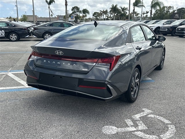 2024 Hyundai Elantra Hybrid Limited