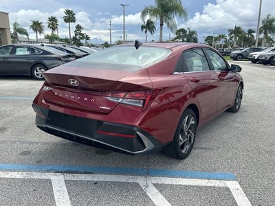 2024 Hyundai Elantra Limited