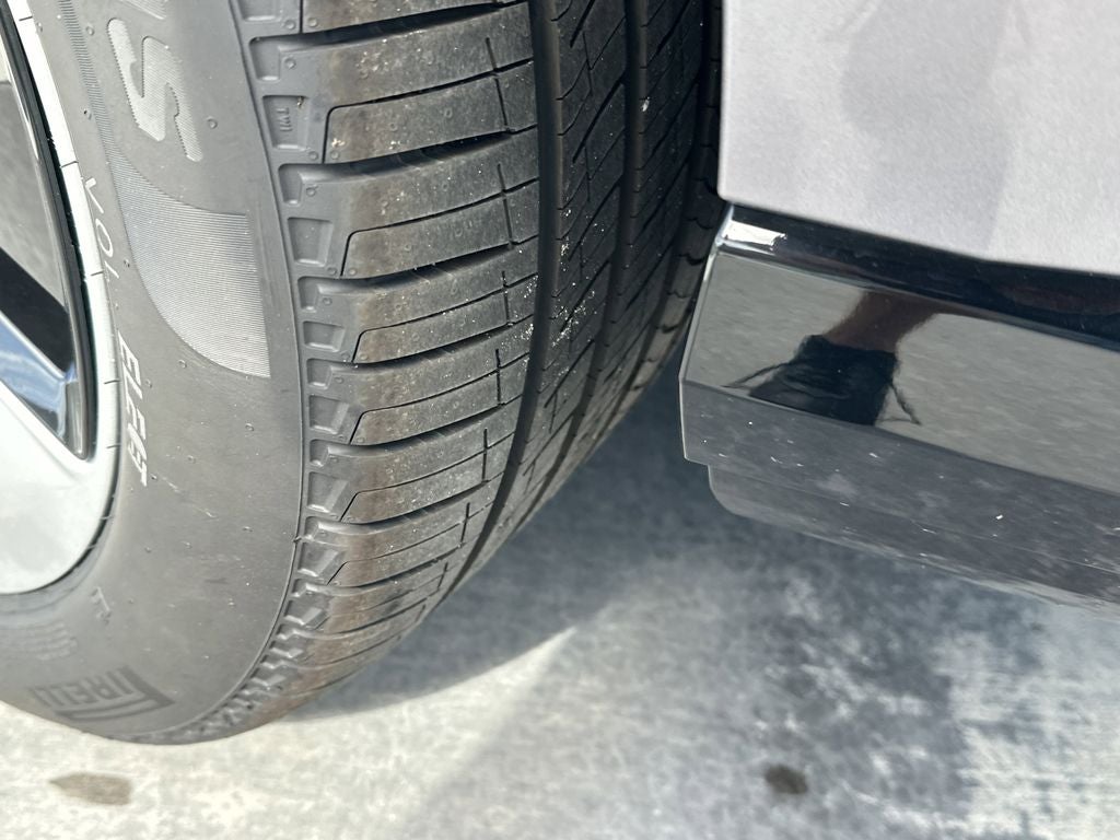 2026 Volvo EX90 Plus