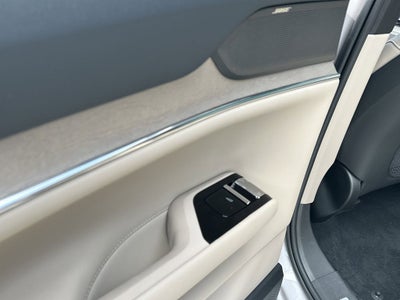 2026 Volvo EX90 Plus