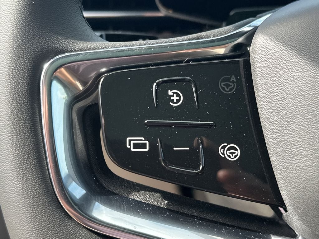 2026 Volvo EX90 Plus