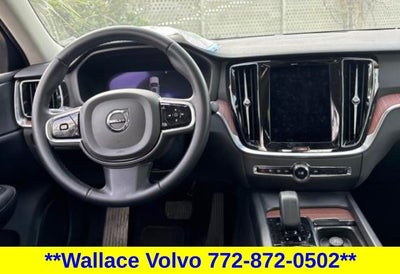 2024 Volvo S60 B5 Plus Dark Theme