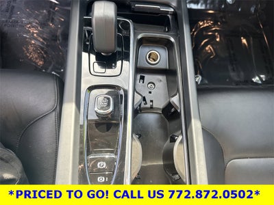 2024 Volvo S60 B5 Core Dark Theme