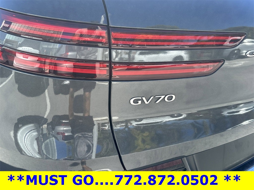2022 Genesis GV70 2.5T