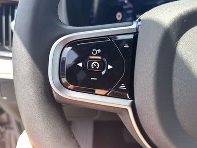 2026 Volvo XC90 B6 Plus 6-Seater