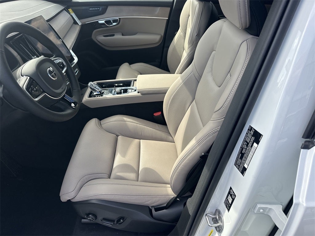 2026 Volvo XC90 B6 Ultra