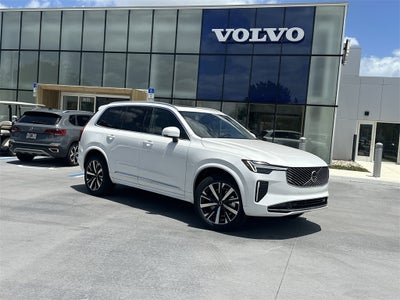 2025 Volvo XC90 B6 Core 2025.5