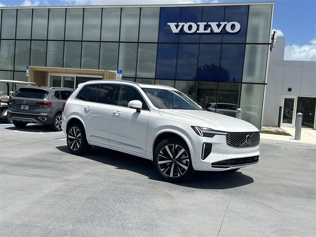 2025 Volvo XC90 B6 Core 2025.5