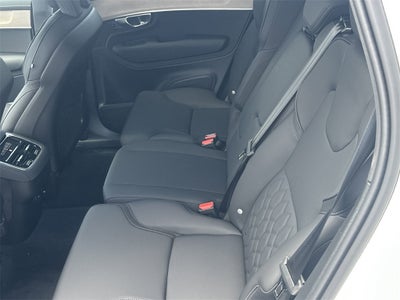 2025 Volvo XC90 B6 Core 2025.5