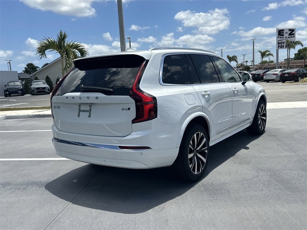 2025 Volvo XC90 B6 Core 2025.5