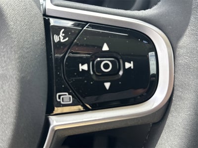 2025 Volvo XC90 B6 Plus 7-Seater 2025.5