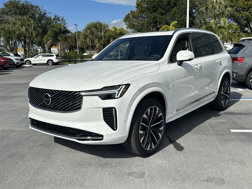 2026 Volvo XC90 B6 Plus 7-Seater