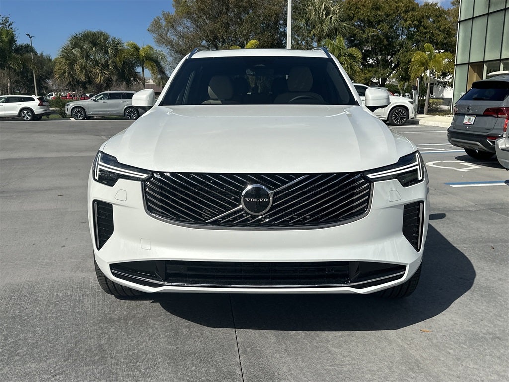 2026 Volvo XC90 B6 Plus 7-Seater