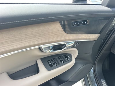 2027 Volvo XC90 B6 Plus 7-Seater