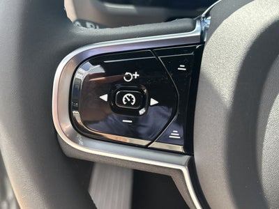 2027 Volvo XC90 B6 Plus 7-Seater