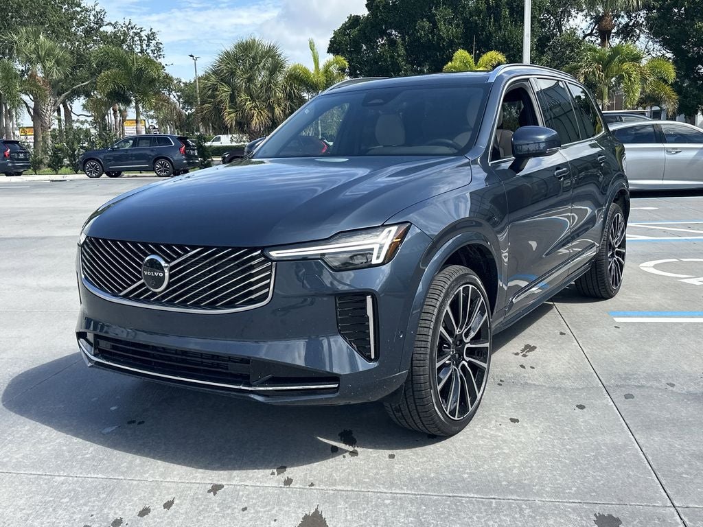 2026 Volvo XC90 B6 Plus 7-Seater