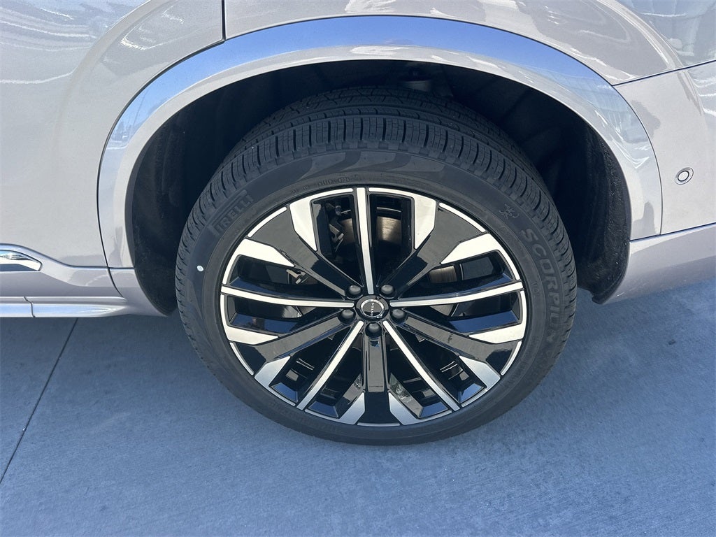 2026 Volvo XC90 B6 Plus 7-Seater