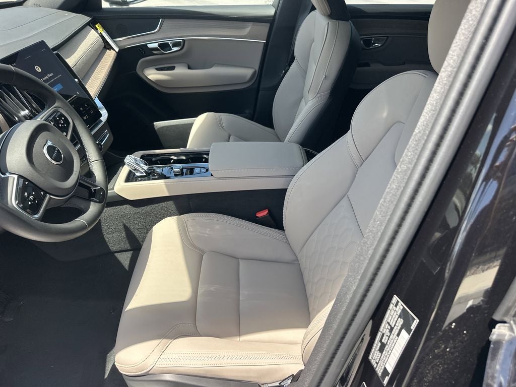 2026 Volvo XC90 B6 Plus 7-Seater