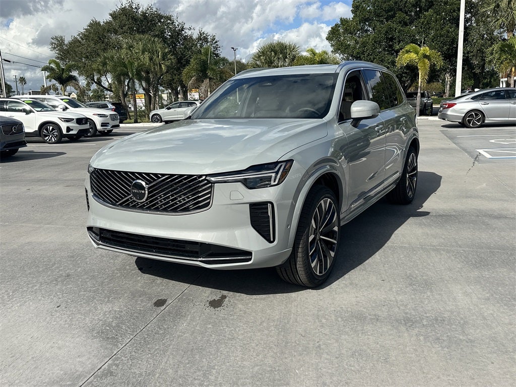 2026 Volvo XC90 B6 Plus 7-Seater