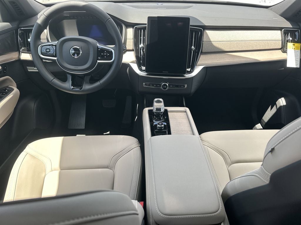 2026 Volvo XC90 B6 Plus 7-Seater