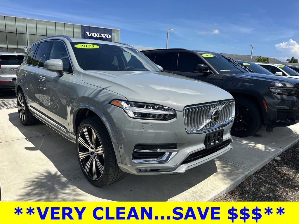 2025 Volvo XC90 B6 Plus 7-Seater