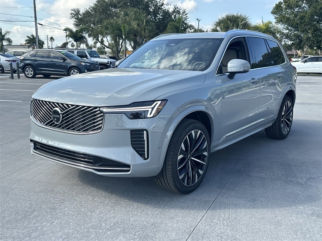 2026 Volvo XC90 B6 Plus 7-Seater