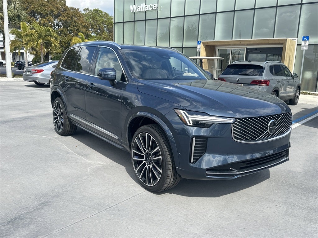 2026 Volvo XC90 B6 Plus 7-Seater