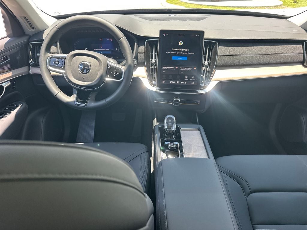2026 Volvo XC90 B6 Plus 7-Seater