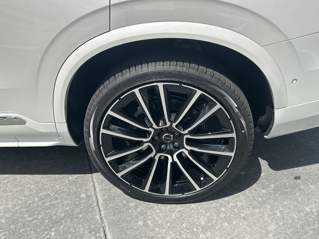 2027 Volvo XC90 B6 Plus 7-Seater