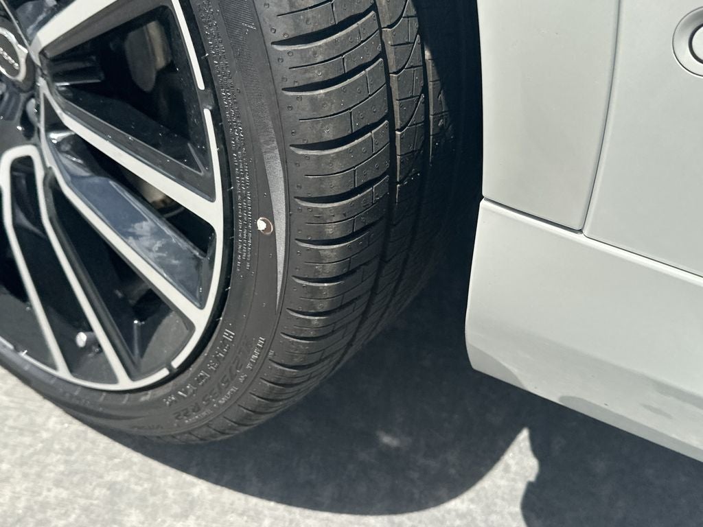 2027 Volvo XC90 B6 Plus 7-Seater
