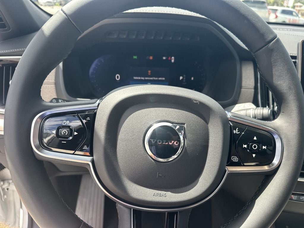 2027 Volvo XC90 B6 Plus 7-Seater