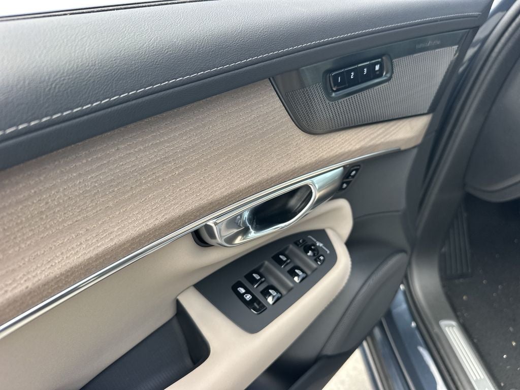 2026 Volvo XC90 B6 Ultra