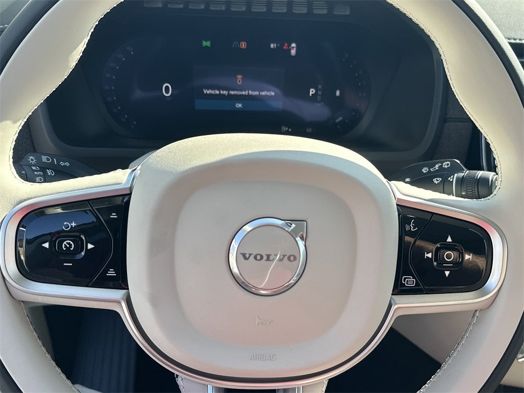 2026 Volvo XC90 B6 Ultra