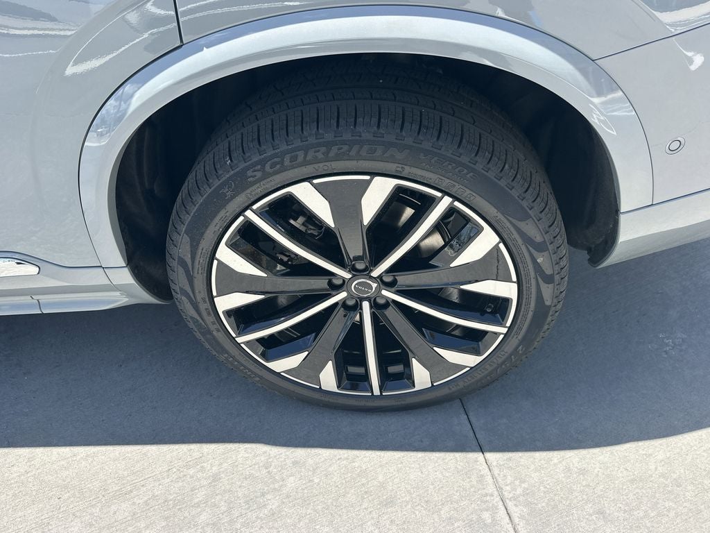 2026 Volvo XC90 B6 Ultra