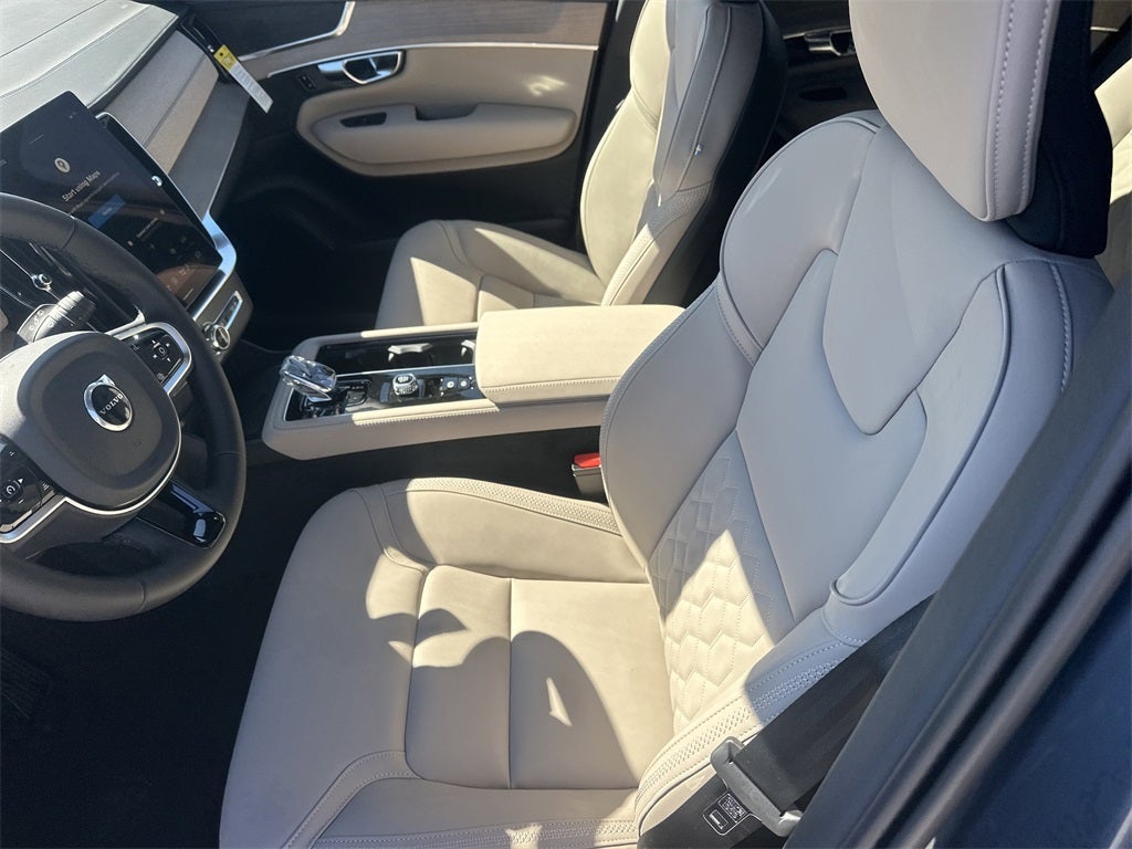 2026 Volvo XC90 B6 Core