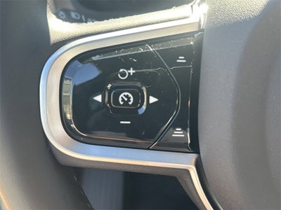 2026 Volvo XC90 B6 Core