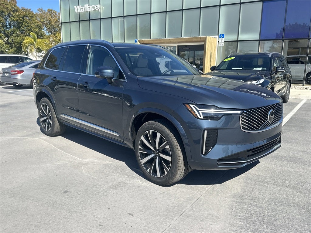 2026 Volvo XC90 B6 Core