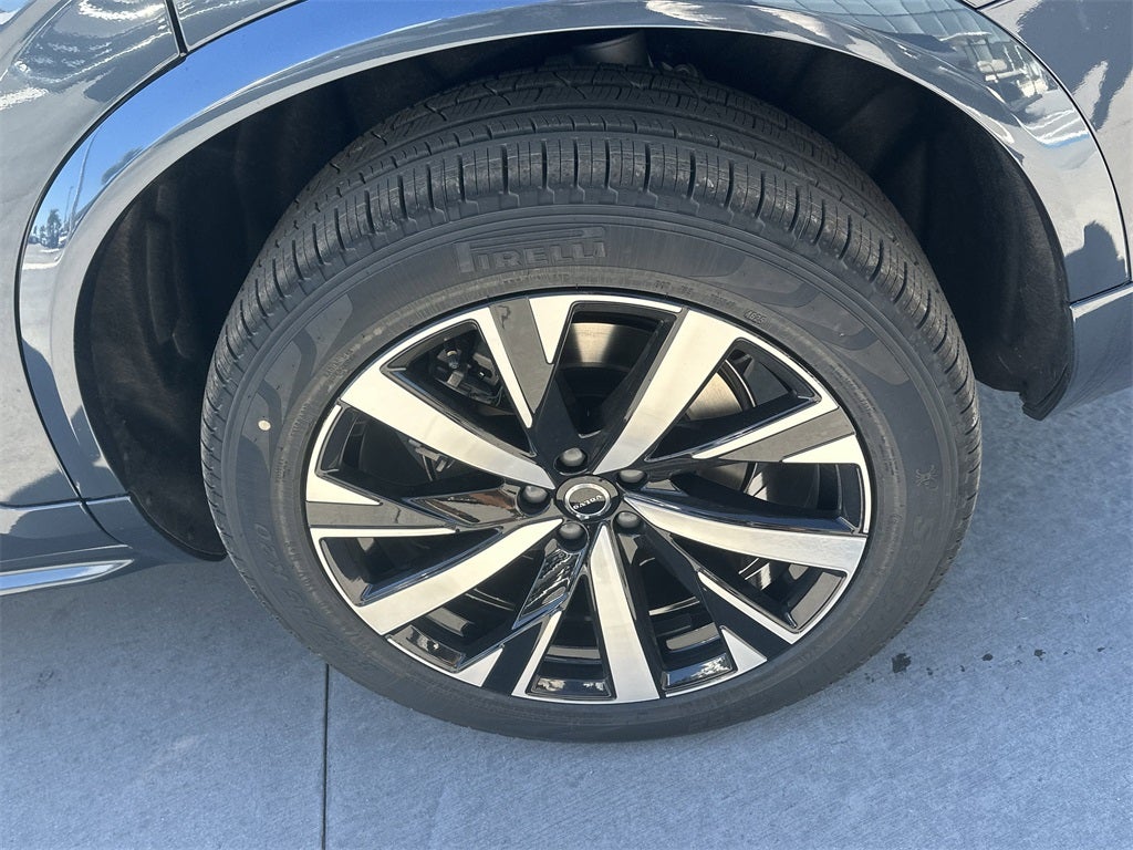 2026 Volvo XC90 B6 Core