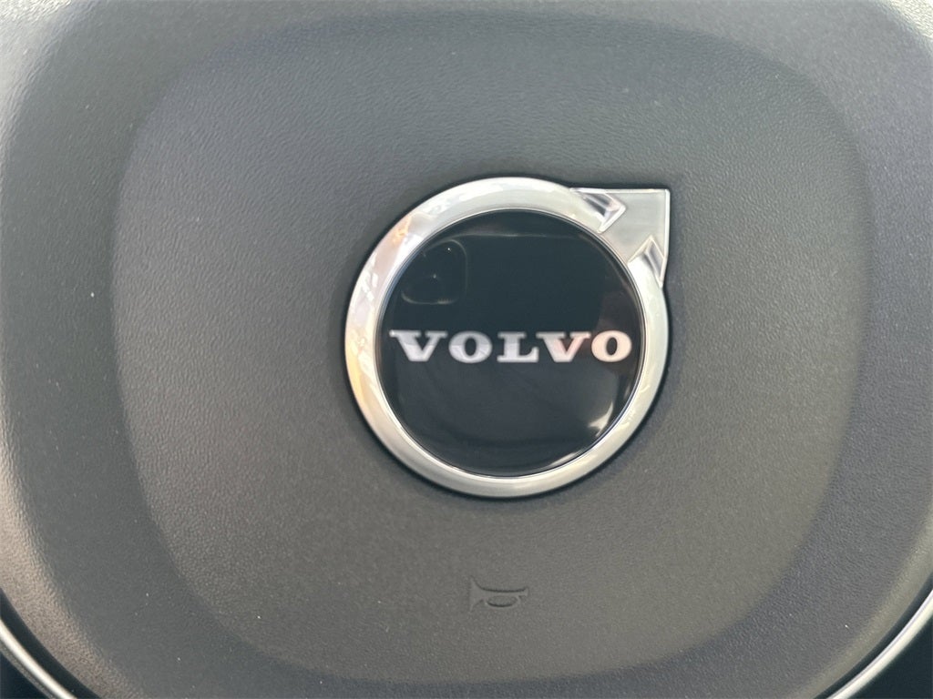 2026 Volvo XC90 B6 Core