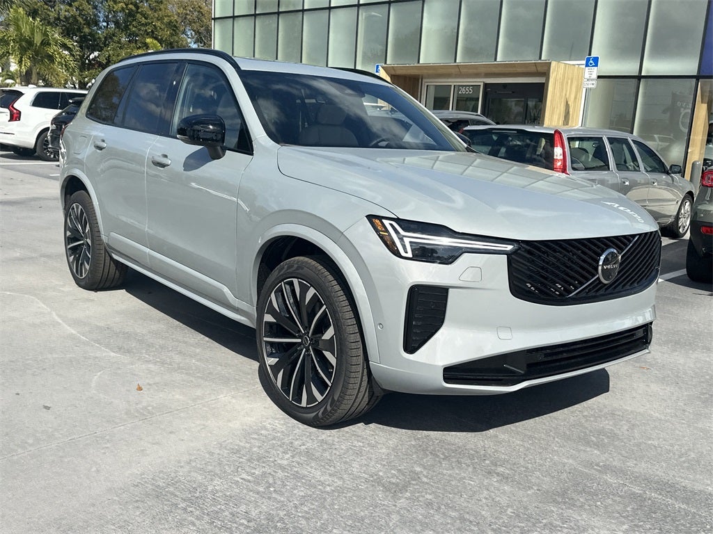 2026 Volvo XC90 B6 Ultra