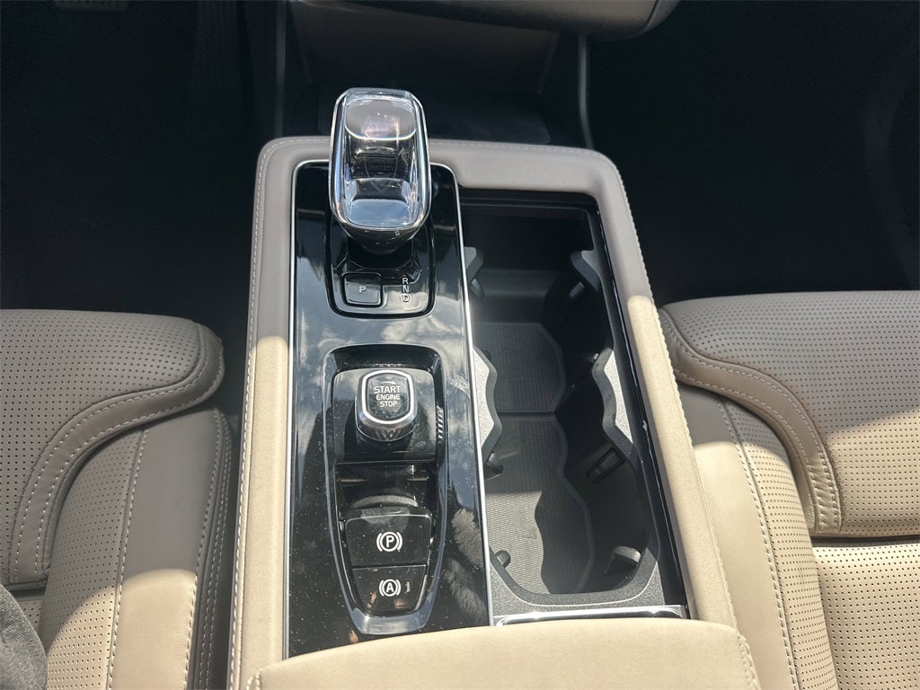 2026 Volvo XC90 B6 Ultra