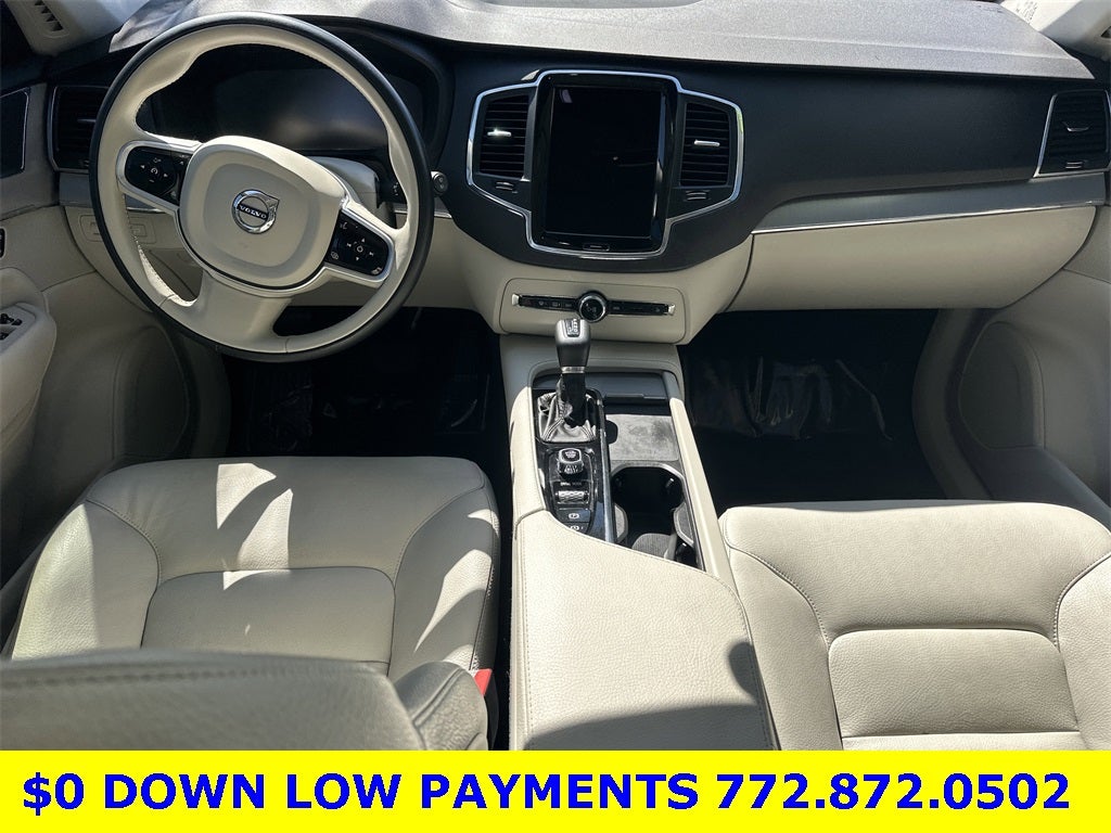 2021 Volvo XC90 T5 Momentum