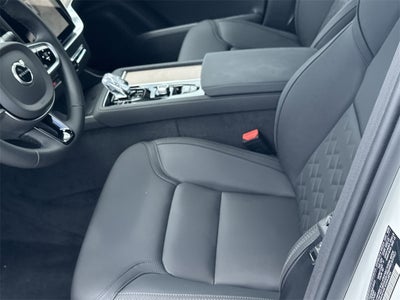 2025 Volvo XC90 Plug-In Hybrid T8 Plus 7 Passenger 2025.5