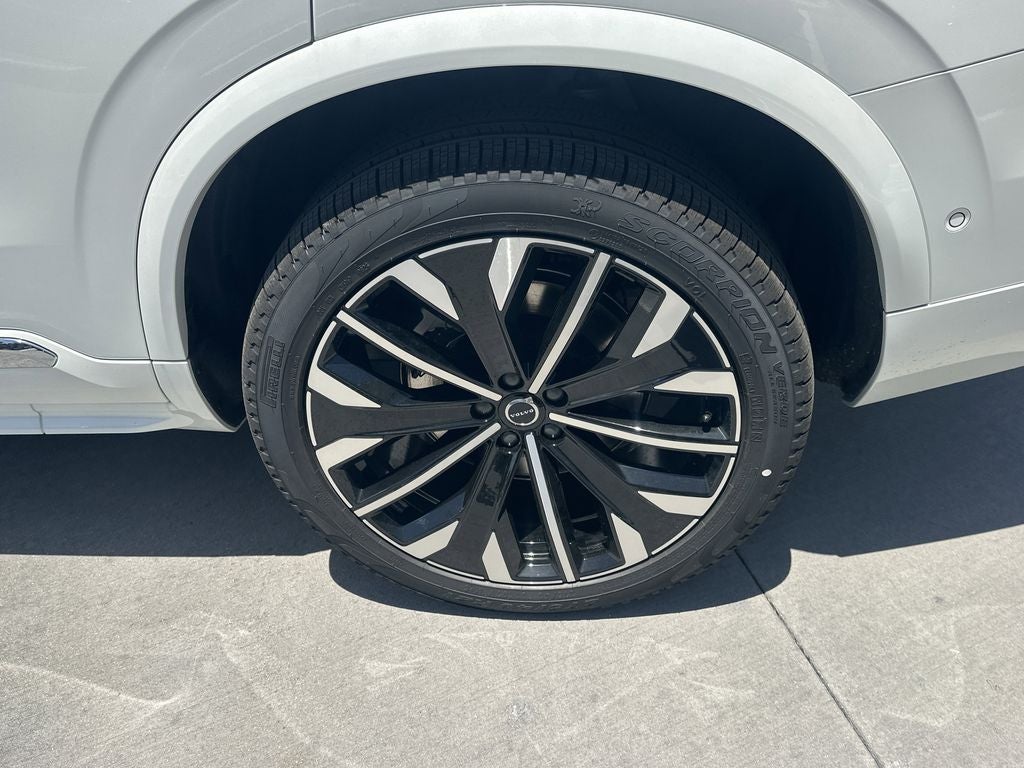 2026 Volvo XC90 Plug-In Hybrid T8 Plus 7 Passenger
