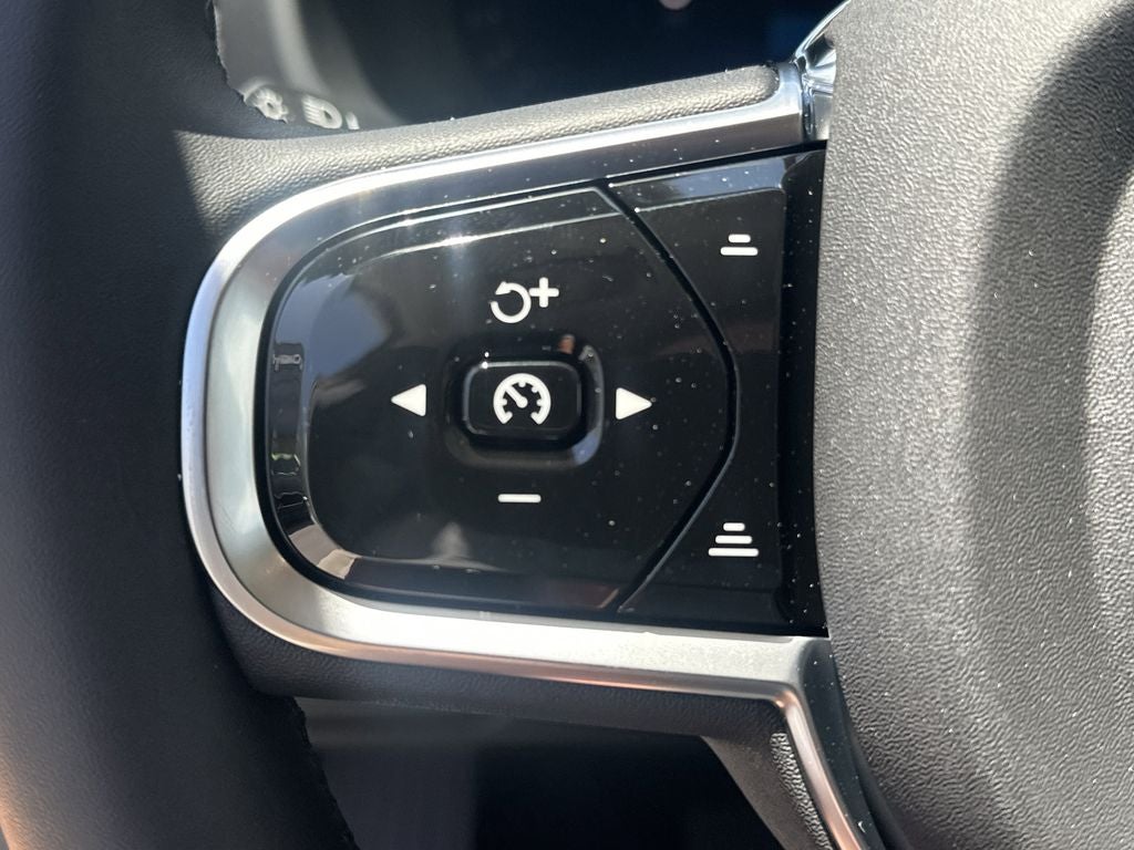 2026 Volvo XC90 Plug-In Hybrid T8 Plus 7 Passenger