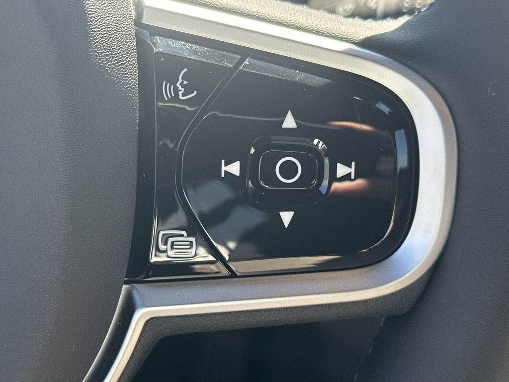 2026 Volvo XC90 Plug-In Hybrid T8 Plus 7 Passenger