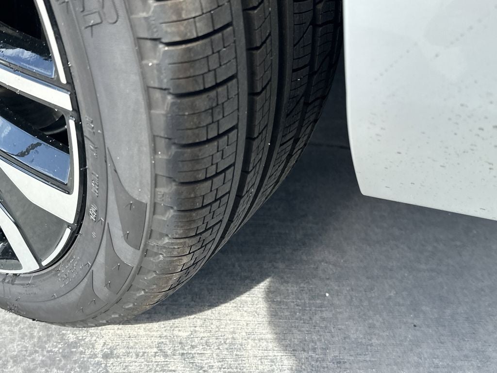 2026 Volvo XC90 Plug-In Hybrid T8 Plus 7 Passenger