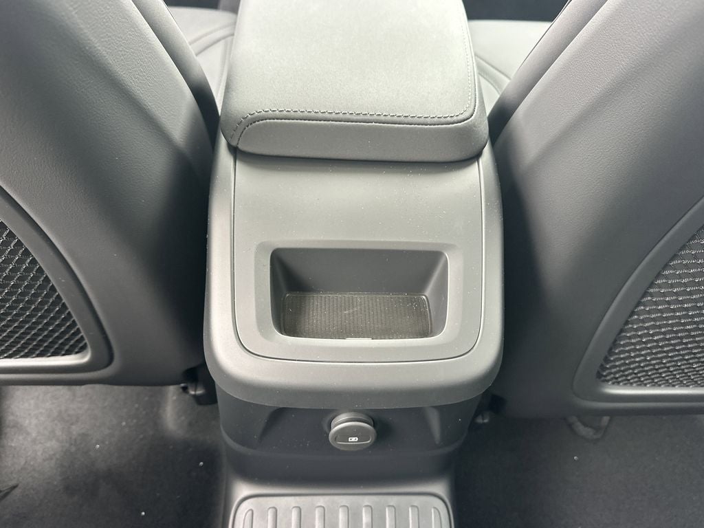 2026 Volvo XC90 Plug-In Hybrid T8 Core